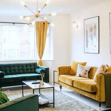 Chic Beach Getaway Margate Bagian luar foto