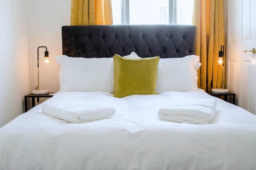 Chic Beach Getaway Margate Bagian luar foto